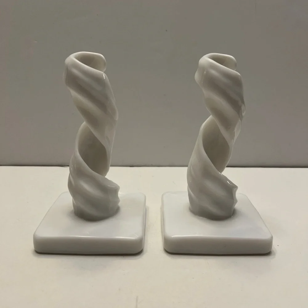 Westmoreland Milk Glass Spiral 6 1/2